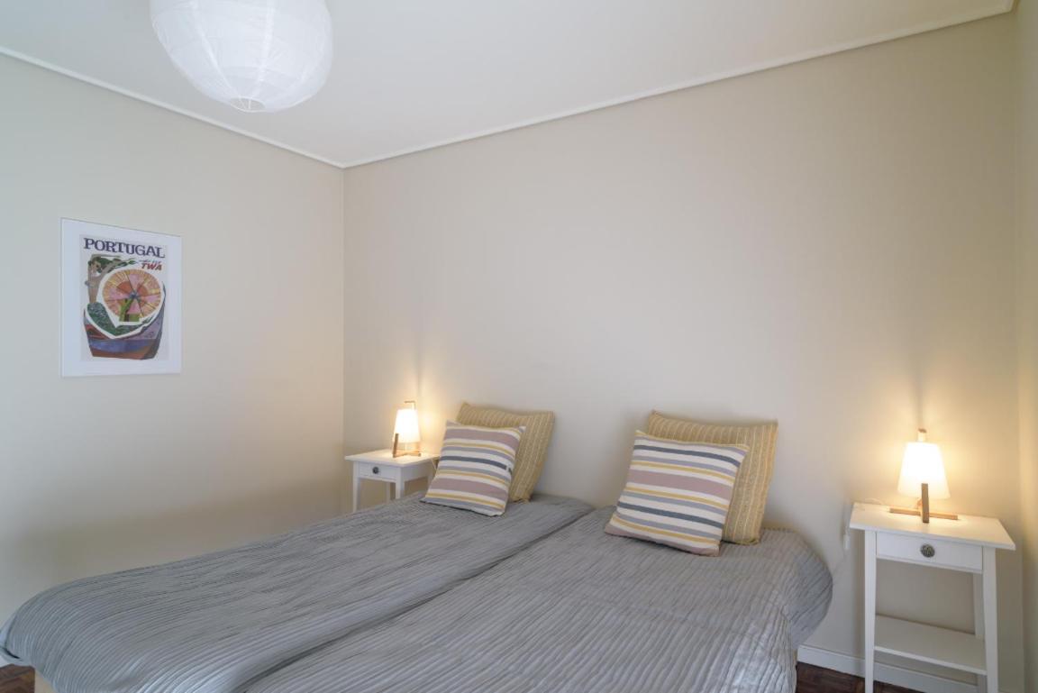 Apa 12 Apartment Ешпиньо Екстериор снимка