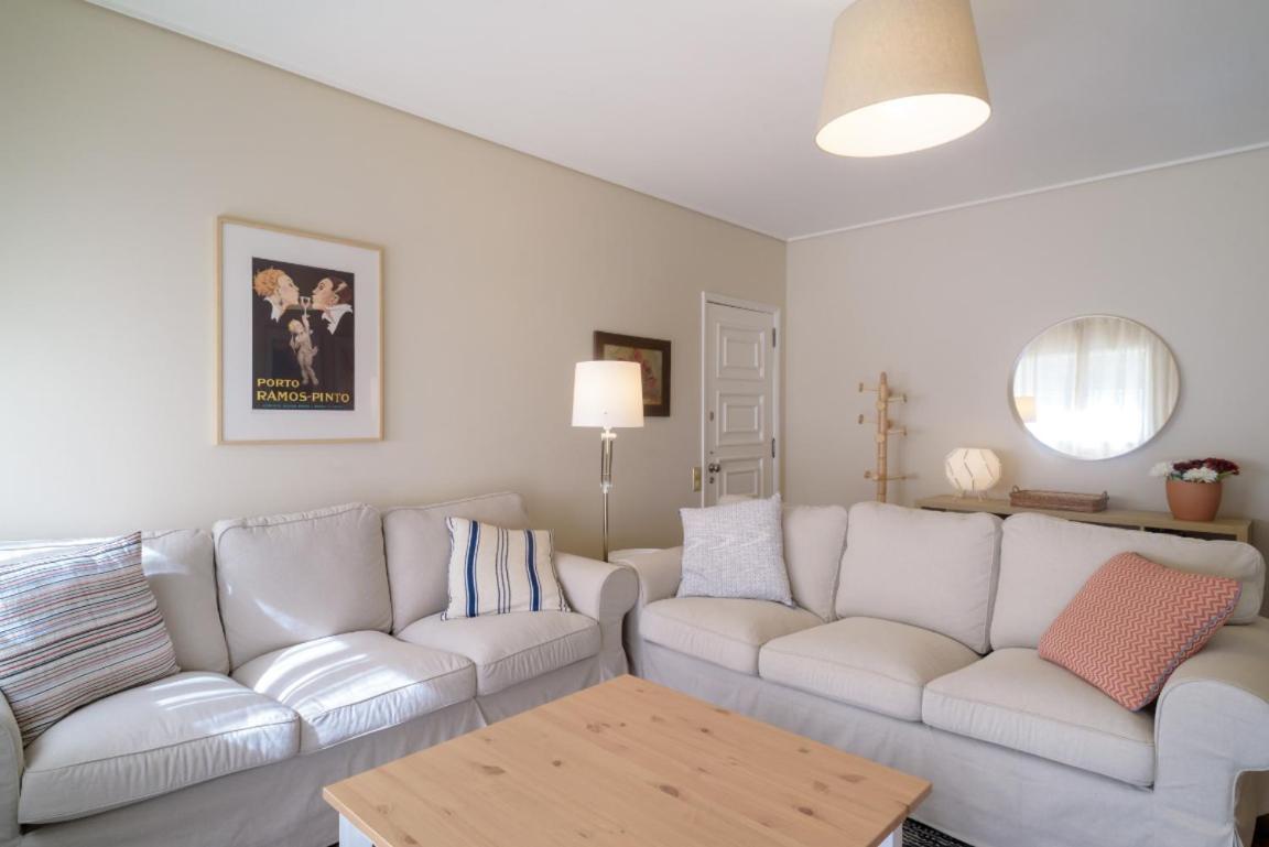 Apa 12 Apartment Ешпиньо Екстериор снимка
