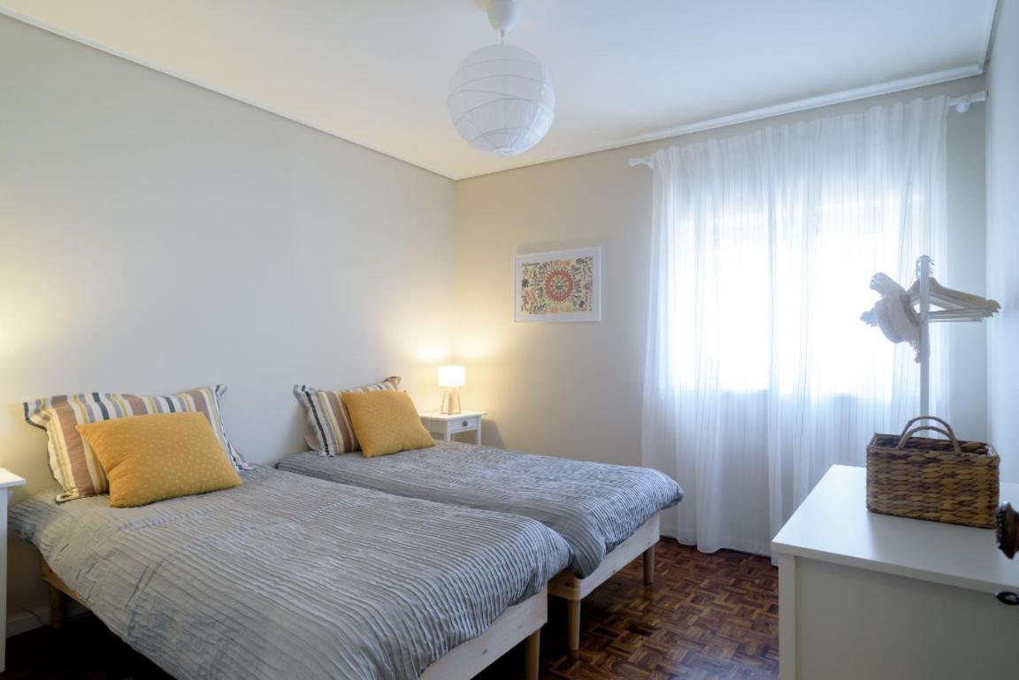 Apa 12 Apartment Ешпиньо Екстериор снимка